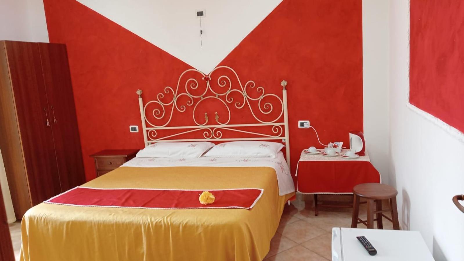 Bed and Breakfast Vecchio West Аджерола Екстер'єр фото