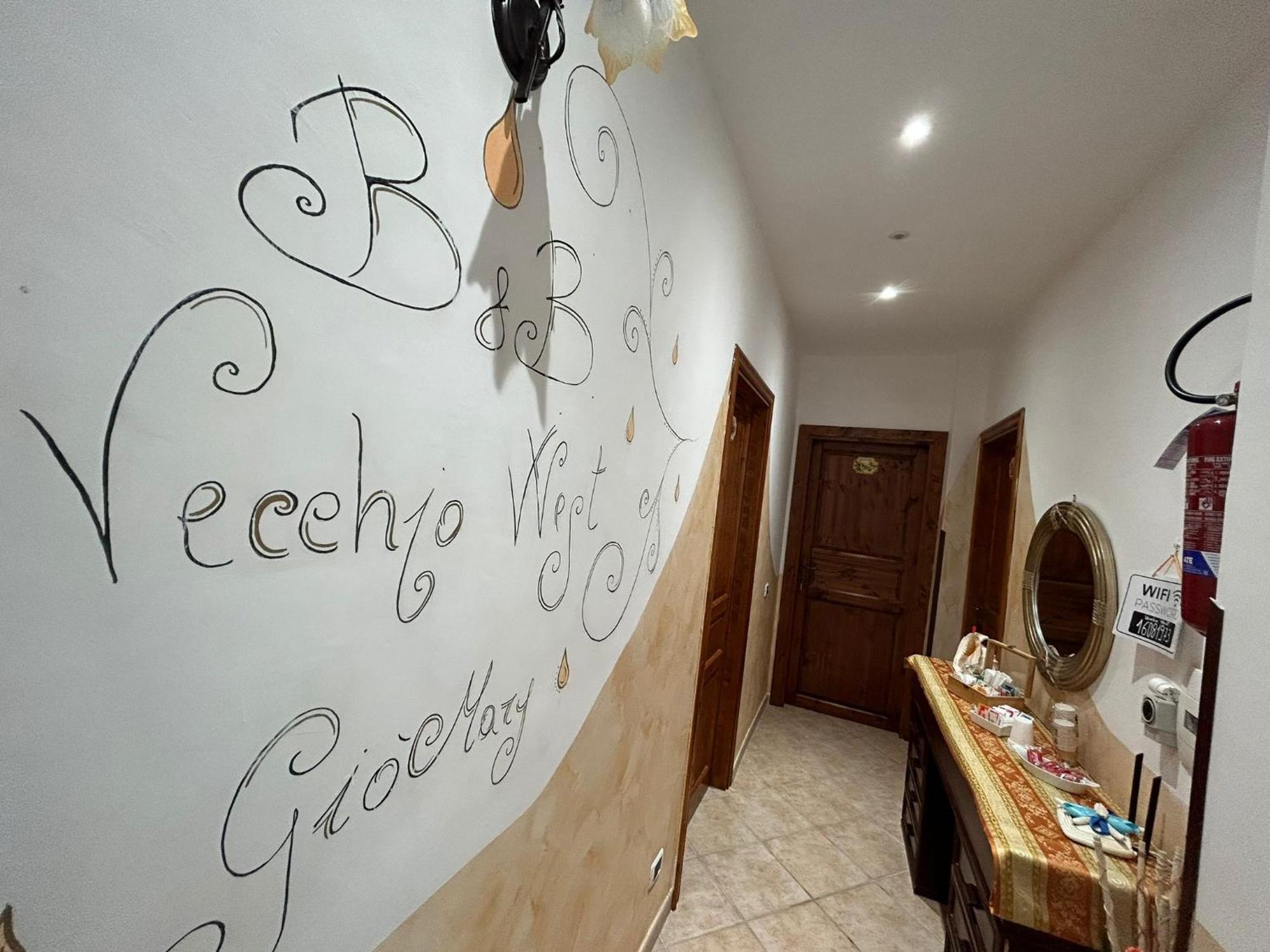 Bed and Breakfast Vecchio West Аджерола Екстер'єр фото
